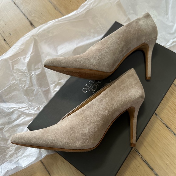 Vince Camuto heels / TENDIRA PUMP - Picture 2 of 7